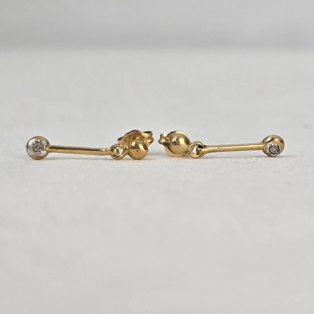 10K Gold Delicate Drop Earrings